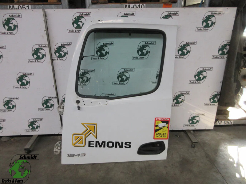 Mercedes-Benz A 960 720 23 03 PORTIER MERCEDES 1845 MP4 LINKS EURO 6 - باب و قطع الغيار - شاحنة: صورة 1 Mercedes-Benz A 960 720 23 03 PORTIER MERCEDES 1845 MP4 LINKS EURO 6 - باب و قطع الغيار - شاحنة: صورة 1