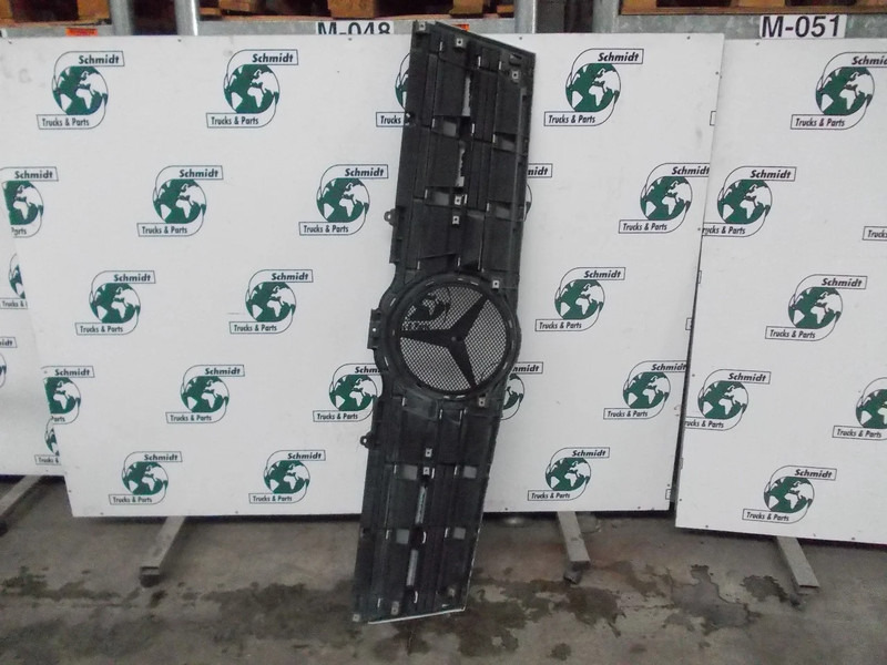 Mercedes-Benz ACTROS A 960 750 04 18 GRILLE EURO 6 - شبكة تهوية - شاحنة: صورة 2 Mercedes-Benz ACTROS A 960 750 04 18 GRILLE EURO 6 - شبكة تهوية - شاحنة: صورة 2