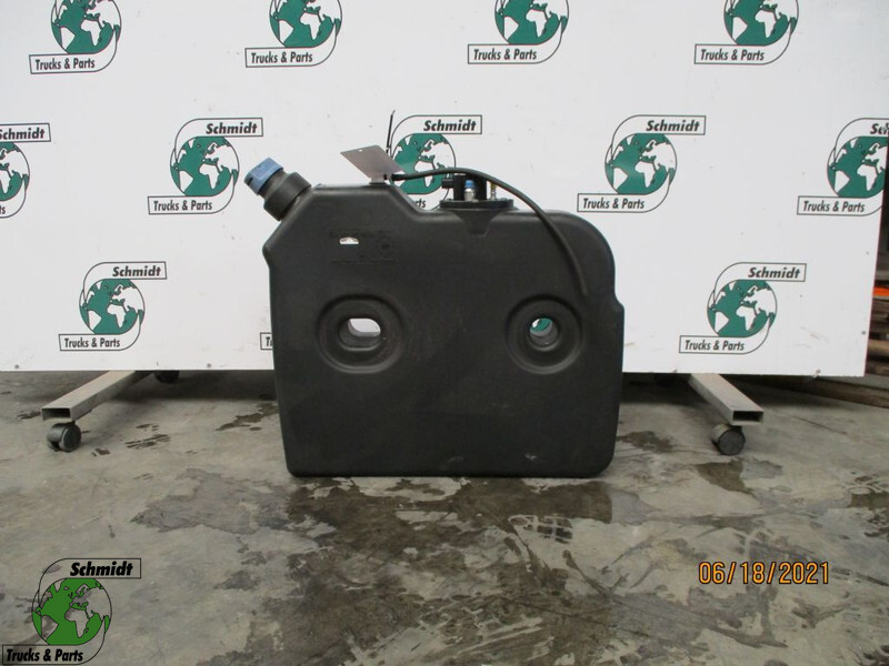 Mercedes-Benz ATEGO A 967 470 08 15 AD BLUE TANK - خزان الوقود - شاحنة: صورة 1 Mercedes-Benz ATEGO A 967 470 08 15 AD BLUE TANK - خزان الوقود - شاحنة: صورة 1