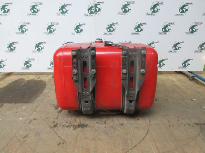 Mercedes-Benz Mercedes Tank 100 lang 73 diep 65 hoog - خزان الوقود - شاحنة: صورة 5 Mercedes-Benz Mercedes Tank 100 lang 73 diep 65 hoog - خزان الوقود - شاحنة: صورة 5