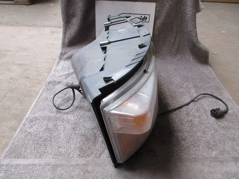 Scania 1732510 // 1467003 SCANIA R 420 KOPLAMP RECHTS EURO 5 - المصابيح الأمامية - شاحنة: صورة 2 Scania 1732510 // 1467003 SCANIA R 420 KOPLAMP RECHTS EURO 5 - المصابيح الأمامية - شاحنة: صورة 2