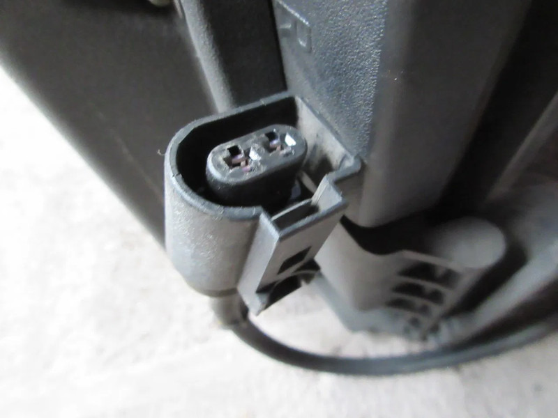 Scania 1732510 // 1467003 SCANIA R 420 KOPLAMP RECHTS EURO 5 - المصابيح الأمامية - شاحنة: صورة 5 Scania 1732510 // 1467003 SCANIA R 420 KOPLAMP RECHTS EURO 5 - المصابيح الأمامية - شاحنة: صورة 5