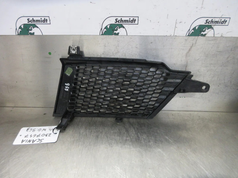 Scania 2307641 // 2307647 GRILL DELEN SCANIA S 450 EURO 6 NGS - الكابينة والداخلية - شاحنة: صورة 2 Scania 2307641 // 2307647 GRILL DELEN SCANIA S 450 EURO 6 NGS - الكابينة والداخلية - شاحنة: صورة 2