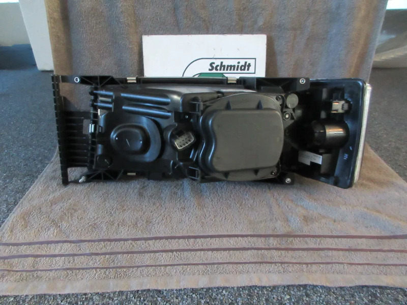 Scania 2416137 KOPLAMP SCANIA NIEUWE OP VOORRAAD R 450 EURO 6 RECHTS - المصابيح الأمامية - شاحنة: صورة 3 Scania 2416137 KOPLAMP SCANIA NIEUWE OP VOORRAAD R 450 EURO 6 RECHTS - المصابيح الأمامية - شاحنة: صورة 3