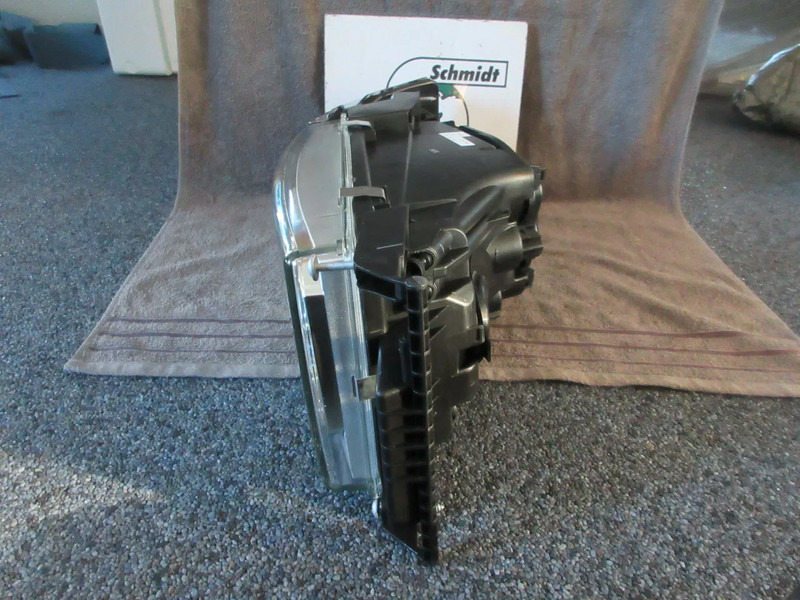 Scania 2416137 KOPLAMP SCANIA NIEUWE OP VOORRAAD R 450 EURO 6 RECHTS - المصابيح الأمامية - شاحنة: صورة 5 Scania 2416137 KOPLAMP SCANIA NIEUWE OP VOORRAAD R 450 EURO 6 RECHTS - المصابيح الأمامية - شاحنة: صورة 5