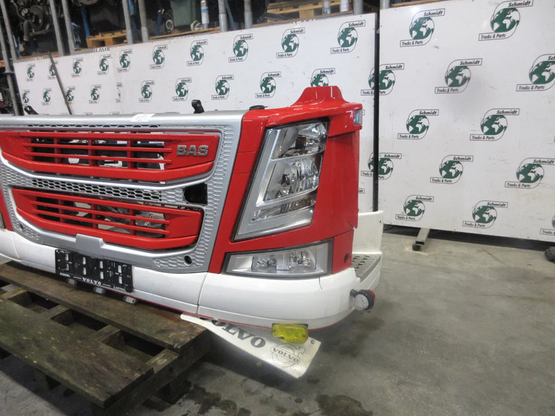 Volvo 22239219 // 22239217 // 84172098 COMPLETEN VOOR KOP VOLVO FM 420 EURO 6 - مصد - شاحنة: صورة 5 Volvo 22239219 // 22239217 // 84172098 COMPLETEN VOOR KOP VOLVO FM 420 EURO 6 - مصد - شاحنة: صورة 5