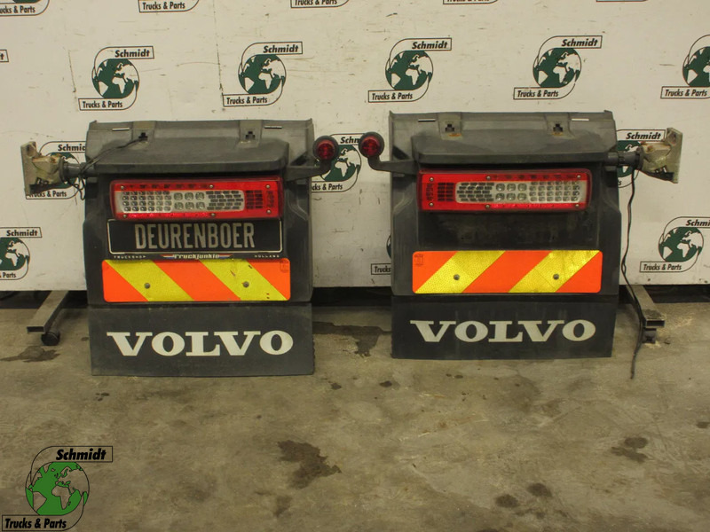 Volvo 84195505 // 84195521 // 22087691 // 22087684 LED LAMP VOLVO FM 420 EURO 6 - إطار هيكلي/ إطار معدني - شاحنة: صورة 1 Volvo 84195505 // 84195521 // 22087691 // 22087684 LED LAMP VOLVO FM 420 EURO 6 - إطار هيكلي/ إطار معدني - شاحنة: صورة 1