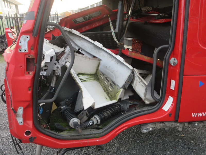 Volvo VOLVO FM 420 EURO 6 CABINE VOOR PART DONOR - الكابينة والداخلية - شاحنة: صورة 4 Volvo VOLVO FM 420 EURO 6 CABINE VOOR PART DONOR - الكابينة والداخلية - شاحنة: صورة 4