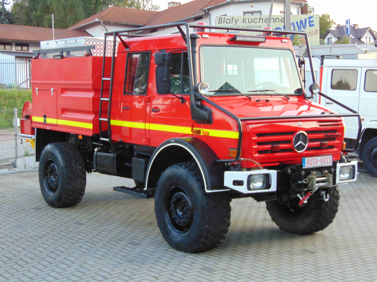MERCEDES-BENZ Unimog U5000 4x4 DESAUTEL - 5000 WATER !!! - شاحنة حريق: صورة 2 MERCEDES-BENZ Unimog U5000 4x4 DESAUTEL - 5000 WATER !!! - شاحنة حريق: صورة 2