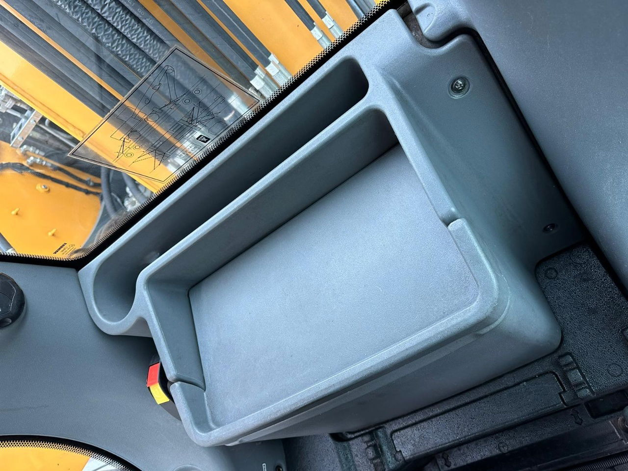 آلة التعامل مع النفايات Liebherr LH 30 M: صورة 22 آلة التعامل مع النفايات Liebherr LH 30 M: صورة 22