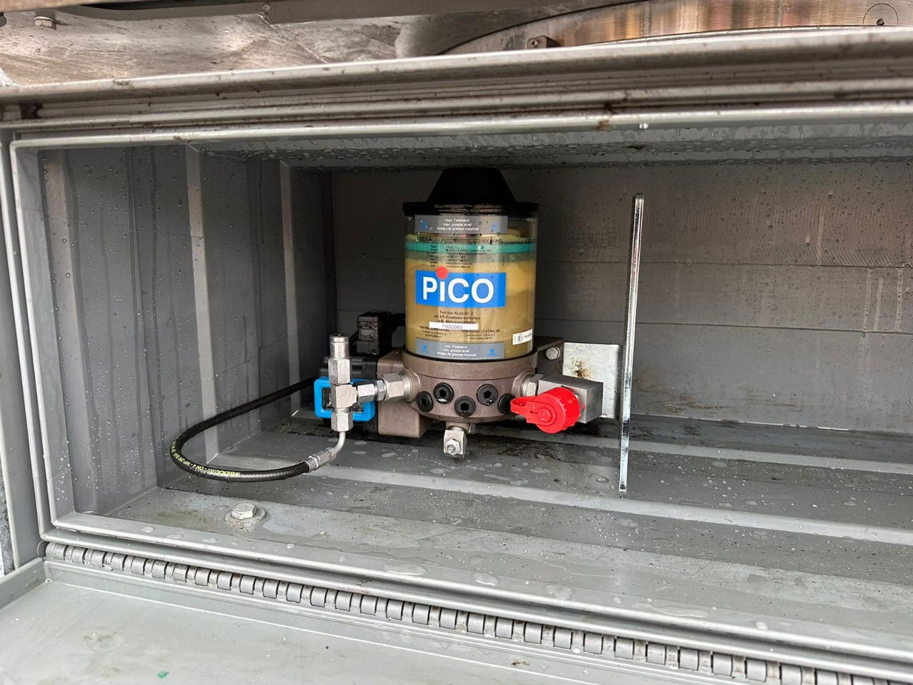 آلة التعامل مع النفايات Liebherr LH 30 M: صورة 10 آلة التعامل مع النفايات Liebherr LH 30 M: صورة 10