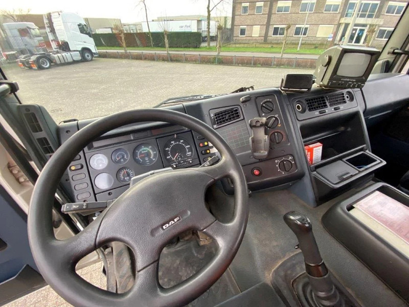 شاحنة صهريج DAF 65CF-240 / FULL STEEL / POMP / 3 COMPARTIMENTS / 8350 LITER / ONLY:25969 KM / EURO-2 / MANUAL / GOOD CONDITION: صورة 14