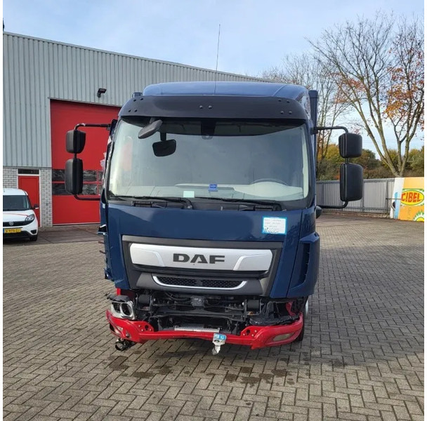 DAF LF 210 / ENGINE RUNNING / ONLY:120371 KM / PLATFORM:1000 KG / LWDS / AIRCO / AUTOMATIC / EURO-6 / 2022 - شاحنة صندوقية: صورة 2 DAF LF 210 / ENGINE RUNNING / ONLY:120371 KM / PLATFORM:1000 KG / LWDS / AIRCO / AUTOMATIC / EURO-6 / 2022 - شاحنة صندوقية: صورة 2