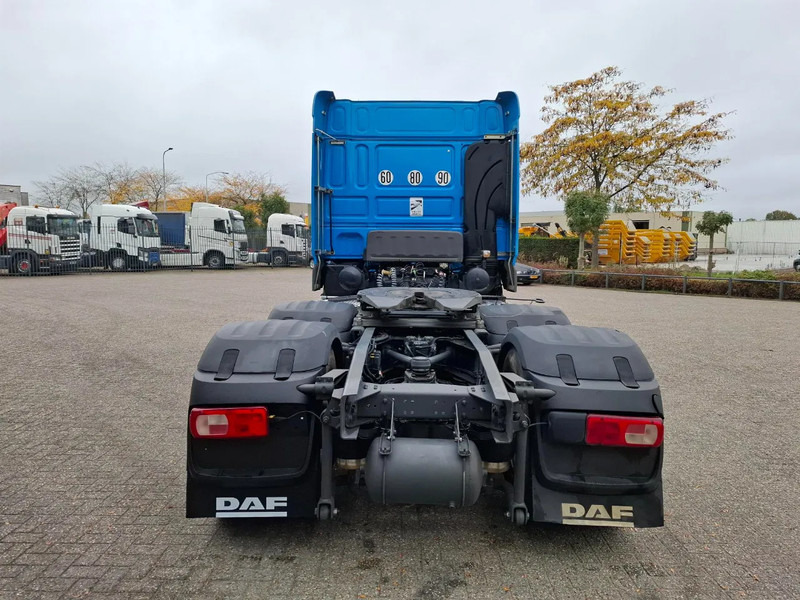 DAF XF106-530 / 6X4 / INTARDER / HYDRAULICS / ONLY:418213 KM / TUV:16-06-2026 / 44TON / LWDS / MANUAL / EURO-6 / 2018 - رأس تريلا: صورة 4 DAF XF106-530 / 6X4 / INTARDER / HYDRAULICS / ONLY:418213 KM / TUV:16-06-2026 / 44TON / LWDS / MANUAL / EURO-6 / 2018 - رأس تريلا: صورة 4