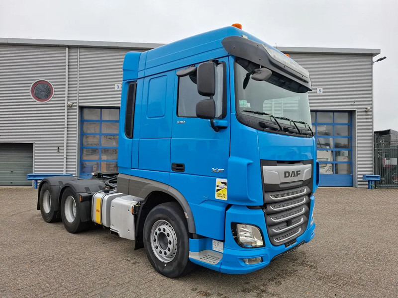 DAF XF106-530 / 6X4 / INTARDER / HYDRAULICS / ONLY:418213 KM / TUV:16-06-2026 / 44TON / LWDS / MANUAL / EURO-6 / 2018 - رأس تريلا: صورة 2 DAF XF106-530 / 6X4 / INTARDER / HYDRAULICS / ONLY:418213 KM / TUV:16-06-2026 / 44TON / LWDS / MANUAL / EURO-6 / 2018 - رأس تريلا: صورة 2