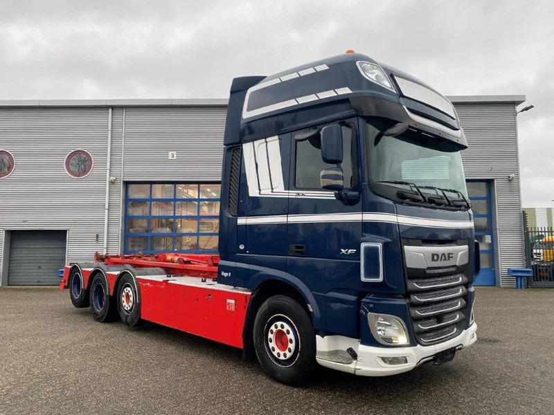 DAF XF106-530 8X2 / AJK HOOKLIFT 25000KG / 9 TON FRONT AXLE / NAVI / ONLY:612482 KM / SSC / AUTOMATIC / EURO-6 / 2019 - شاحنة برافعة خطافية: صورة 2 DAF XF106-530 8X2 / AJK HOOKLIFT 25000KG / 9 TON FRONT AXLE / NAVI / ONLY:612482 KM / SSC / AUTOMATIC / EURO-6 / 2019 - شاحنة برافعة خطافية: صورة 2