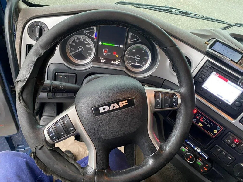 شاحنة برافعة خطافية DAF XF106-530 8X2 / AJK HOOKLIFT 25000KG / 9 TON FRONT AXLE / NAVI / ONLY:612482 KM / SSC / AUTOMATIC / EURO-6 / 2019: صورة 16