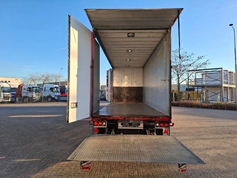 تأجير DAF XF106-530 / DEB / COMPLETE COMBI / SIDE DOORS / 2XPLATFORM 2500KG / ONLY:773032 KM / LWDS / LEATHER / EURO-6 / 2017 DAF XF106-530 / DEB / COMPLETE COMBI / SIDE DOORS / 2XPLATFORM 2500KG / ONLY:773032 KM / LWDS / LEATHER / EURO-6 / 2017: صورة 9 تأجير DAF XF106-530 / DEB / COMPLETE COMBI / SIDE DOORS / 2XPLATFORM 2500KG / ONLY:773032 KM / LWDS / LEATHER / EURO-6 / 2017 DAF XF106-530 / DEB / COMPLETE COMBI / SIDE DOORS / 2XPLATFORM 2500KG / ONLY:773032 KM / LWDS / LEATHER / EURO-6 / 2017: صورة 9