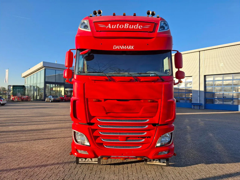 تأجير DAF XF106-530 / DEB / COMPLETE COMBI / SIDE DOORS / 2XPLATFORM 2500KG / ONLY:773032 KM / LWDS / LEATHER / EURO-6 / 2017 DAF XF106-530 / DEB / COMPLETE COMBI / SIDE DOORS / 2XPLATFORM 2500KG / ONLY:773032 KM / LWDS / LEATHER / EURO-6 / 2017: صورة 13 تأجير DAF XF106-530 / DEB / COMPLETE COMBI / SIDE DOORS / 2XPLATFORM 2500KG / ONLY:773032 KM / LWDS / LEATHER / EURO-6 / 2017 DAF XF106-530 / DEB / COMPLETE COMBI / SIDE DOORS / 2XPLATFORM 2500KG / ONLY:773032 KM / LWDS / LEATHER / EURO-6 / 2017: صورة 13