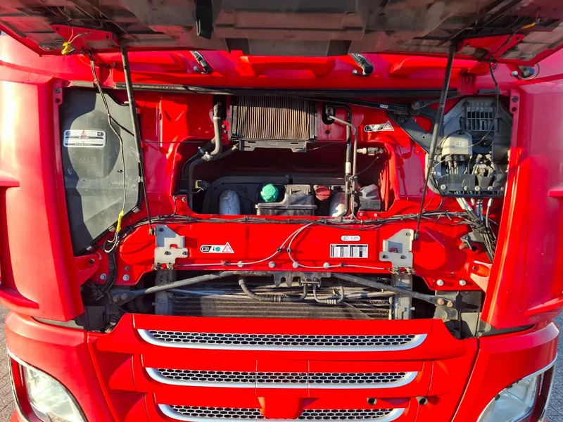 تأجير DAF XF106-530 / DEB / COMPLETE COMBI / SIDE DOORS / 2XPLATFORM 2500KG / ONLY:773032 KM / LWDS / LEATHER / EURO-6 / 2017 DAF XF106-530 / DEB / COMPLETE COMBI / SIDE DOORS / 2XPLATFORM 2500KG / ONLY:773032 KM / LWDS / LEATHER / EURO-6 / 2017: صورة 14 تأجير DAF XF106-530 / DEB / COMPLETE COMBI / SIDE DOORS / 2XPLATFORM 2500KG / ONLY:773032 KM / LWDS / LEATHER / EURO-6 / 2017 DAF XF106-530 / DEB / COMPLETE COMBI / SIDE DOORS / 2XPLATFORM 2500KG / ONLY:773032 KM / LWDS / LEATHER / EURO-6 / 2017: صورة 14