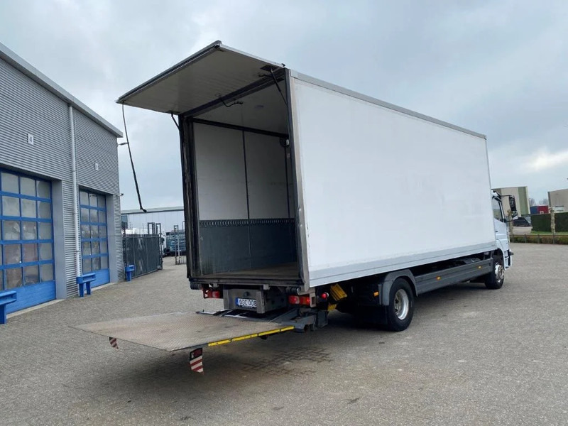 Mercedes-Benz ATEGO 1624 / AUTOMATIC / CLOSED BOX / SIDE DOORS / AIRCO / LWDS / FCW / EURO-6 / 2016 - شاحنة صندوقية: صورة 4 Mercedes-Benz ATEGO 1624 / AUTOMATIC / CLOSED BOX / SIDE DOORS / AIRCO / LWDS / FCW / EURO-6 / 2016 - شاحنة صندوقية: صورة 4