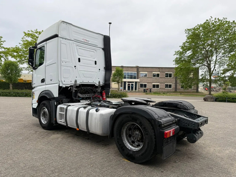 Mercedes-Benz Actros 1945 / HYDRAULICS / LWDS / AIRCO / SMART TACHO / 2XBED / FRIDGE / AUTOMATIC / EURO-6 / 2019 - مقطورة السحب: صورة 3 Mercedes-Benz Actros 1945 / HYDRAULICS / LWDS / AIRCO / SMART TACHO / 2XBED / FRIDGE / AUTOMATIC / EURO-6 / 2019 - مقطورة السحب: صورة 3
