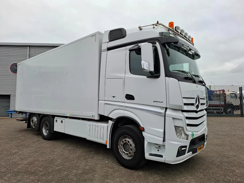 Mercedes-Benz Actros 2843 / NL TRUCK / TUV:08-01-2026 / LIFT+LENKACHSE / SMART TACHO / NAVI / PLATFORM 1500 KG / 2XBED / EURO-6 / 2015 - شاحنة صندوقية: صورة 2 Mercedes-Benz Actros 2843 / NL TRUCK / TUV:08-01-2026 / LIFT+LENKACHSE / SMART TACHO / NAVI / PLATFORM 1500 KG / 2XBED / EURO-6 / 2015 - شاحنة صندوقية: صورة 2