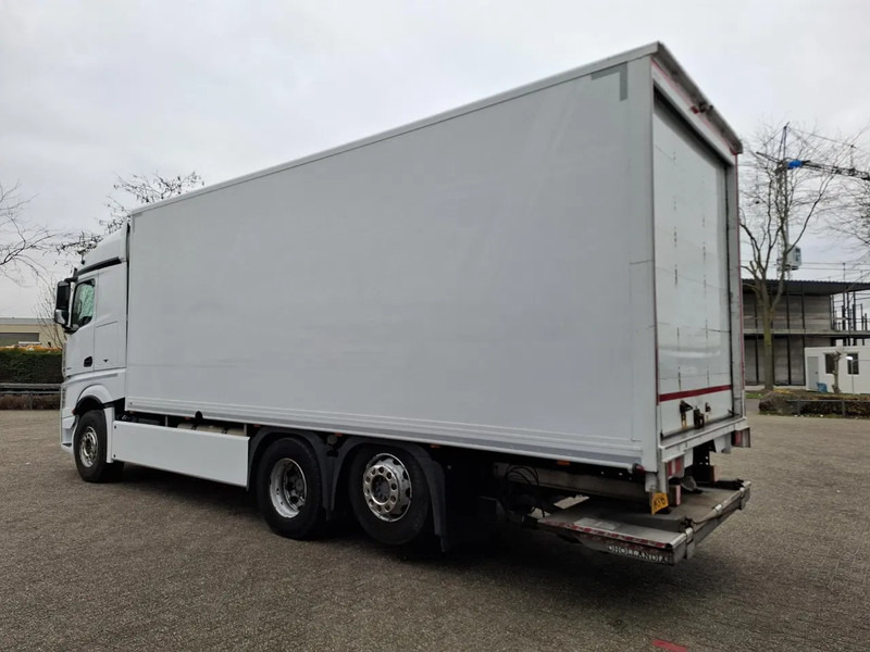 Mercedes-Benz Actros 2843 / NL TRUCK / TUV:08-01-2026 / LIFT+LENKACHSE / SMART TACHO / NAVI / PLATFORM 1500 KG / 2XBED / EURO-6 / 2015 - شاحنة صندوقية: صورة 3 Mercedes-Benz Actros 2843 / NL TRUCK / TUV:08-01-2026 / LIFT+LENKACHSE / SMART TACHO / NAVI / PLATFORM 1500 KG / 2XBED / EURO-6 / 2015 - شاحنة صندوقية: صورة 3