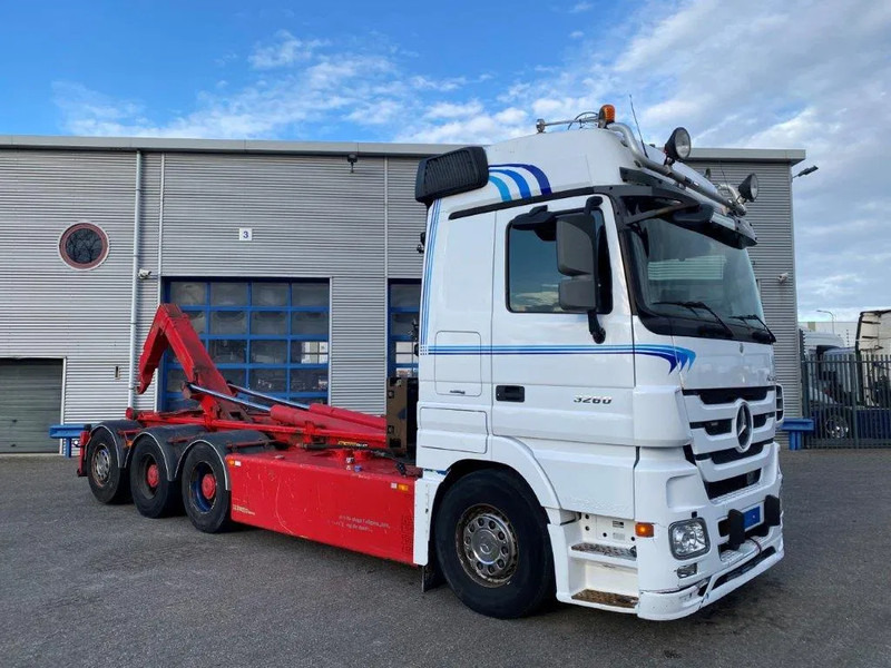 Mercedes-Benz Actros 3260 V8 / 15,9L / 8X4 / BIG AXLE / PALFINGER T26 HOOKLIFT / LIFT+LENKACHSE / FULL-AIR / AIRCO / AUTOMATIC / EURO-5 / 2013 - شاحنة برافعة خطافية: صورة 5 Mercedes-Benz Actros 3260 V8 / 15,9L / 8X4 / BIG AXLE / PALFINGER T26 HOOKLIFT / LIFT+LENKACHSE / FULL-AIR / AIRCO / AUTOMATIC / EURO-5 / 2013 - شاحنة برافعة خطافية: صورة 5