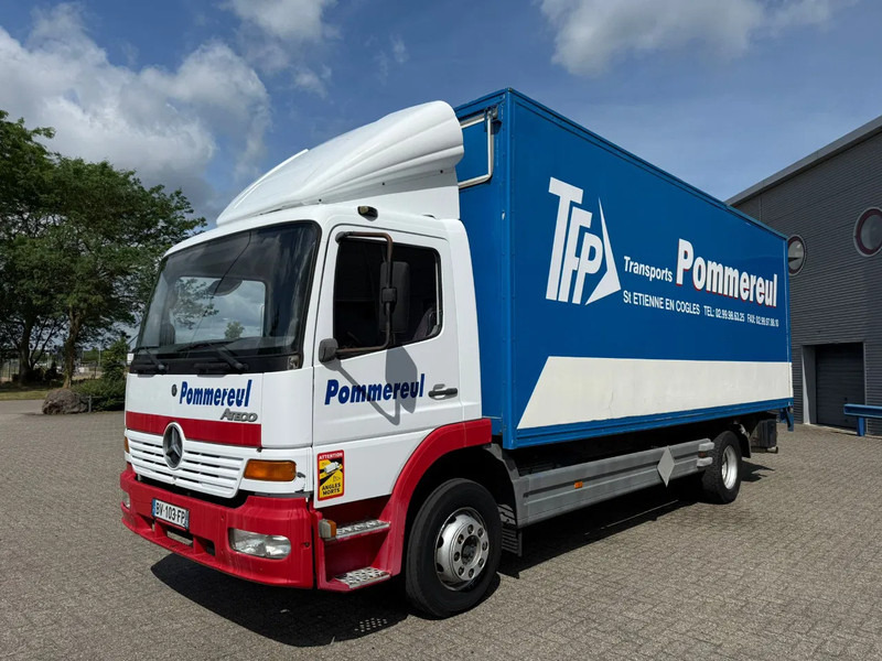 Mercedes-Benz Atego 1217 / ONLY:634742 KM / PLATFORM 1500 KG / OLD TACHO / GOOD CONDITION / MANUAL / 2000 - شاحنة صندوقية: صورة 1 Mercedes-Benz Atego 1217 / ONLY:634742 KM / PLATFORM 1500 KG / OLD TACHO / GOOD CONDITION / MANUAL / 2000 - شاحنة صندوقية: صورة 1
