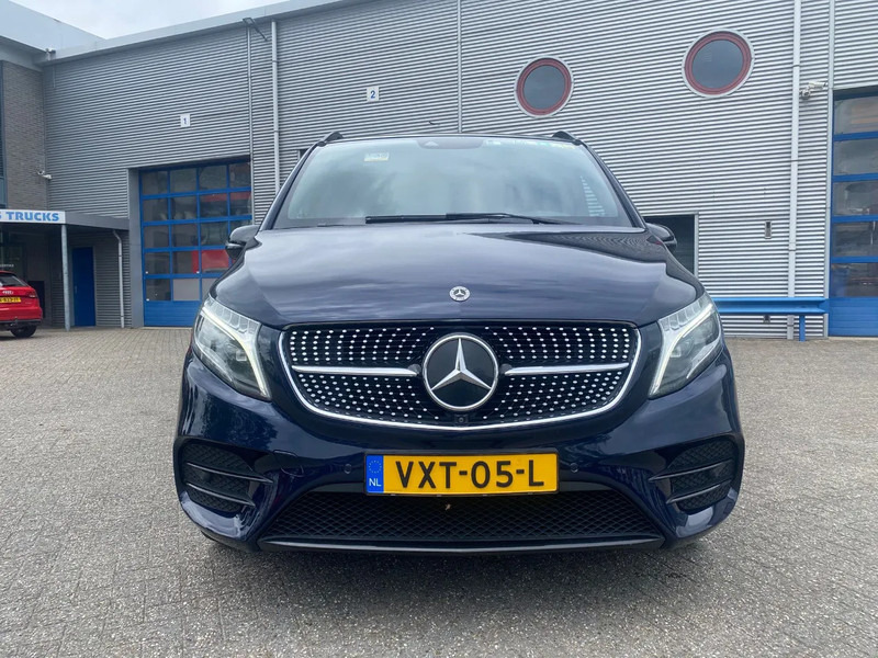 سيارة Mercedes-Benz V-Klasse 250 / XXL / AMG / FULL OPTION / LEATHER / PARK+SEATHEAT / BURMESTER / TUV:04-05-2026 / 360 CAMERA / 2023: صورة 6