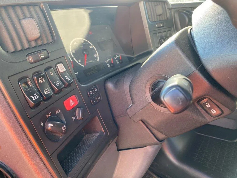 رأس تريلا Scania R420 / HYDRAULICS / ALCOA / AIRCO / GOOD CONDITION / MANUAL / EURO-4 / 2007: صورة 14 رأس تريلا Scania R420 / HYDRAULICS / ALCOA / AIRCO / GOOD CONDITION / MANUAL / EURO-4 / 2007: صورة 14