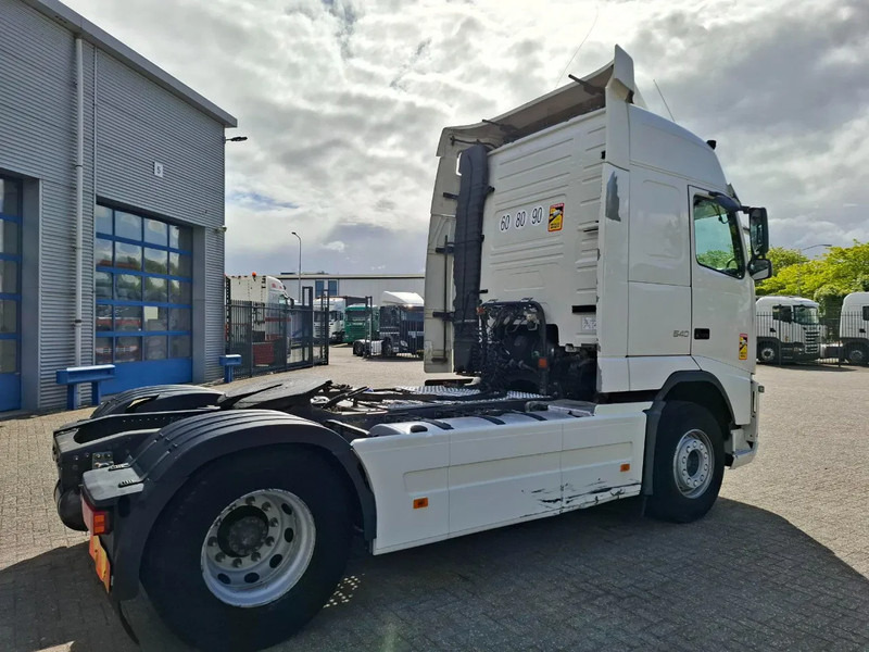 Volvo FH13-540 / HYDRAULICS / VEB+ / TUV:01-04-2026 / FRIDGE / AIRCO / SIDESKIRTS / AUTOMATIC / EURO-5 / 2012 - مقطورة السحب: صورة 5 Volvo FH13-540 / HYDRAULICS / VEB+ / TUV:01-04-2026 / FRIDGE / AIRCO / SIDESKIRTS / AUTOMATIC / EURO-5 / 2012 - مقطورة السحب: صورة 5