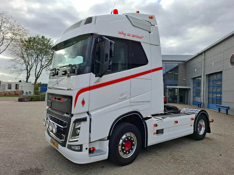 Volvo FH4-460 / CLEAN NL TRUCK / VEB+ / ADR / ACC / LWDS / DAS / DOUBLE TANK / LEATHER / FRIDGE / ALCOA / EURO-6 / 2016 - رأس تريلا: صورة 1 Volvo FH4-460 / CLEAN NL TRUCK / VEB+ / ADR / ACC / LWDS / DAS / DOUBLE TANK / LEATHER / FRIDGE / ALCOA / EURO-6 / 2016 - رأس تريلا: صورة 1