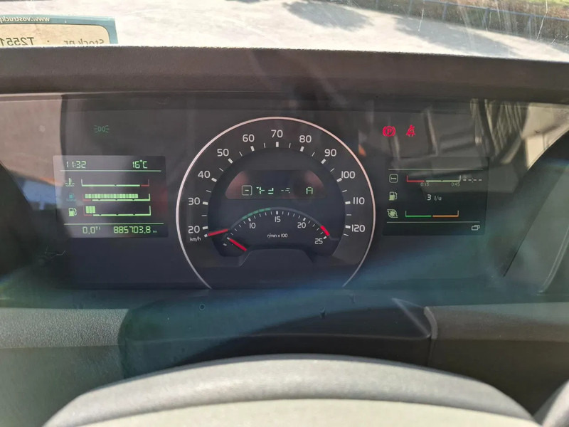 رأس تريلا Volvo FH4-460 / VEB+ / DOUBLE TANK / FRIDGE / AIRCO / AUTOMATIC / EURO-6 / 2014: صورة 15 رأس تريلا Volvo FH4-460 / VEB+ / DOUBLE TANK / FRIDGE / AIRCO / AUTOMATIC / EURO-6 / 2014: صورة 15