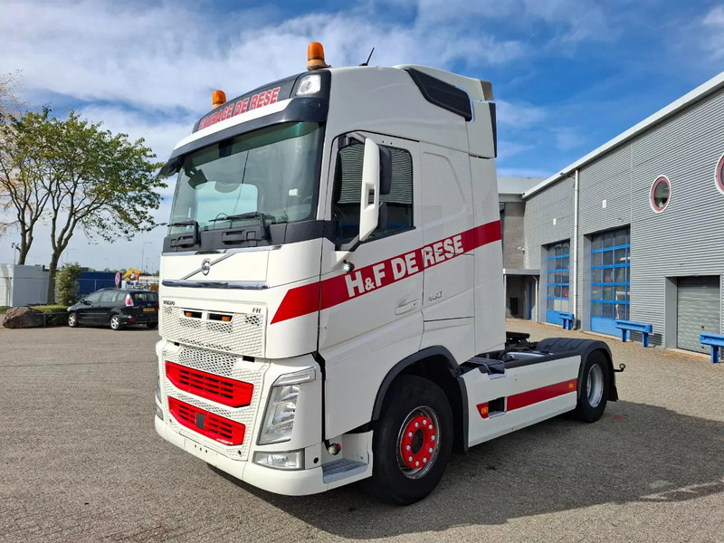 Volvo FH4-460 / VEB+ / HYDRAULICS / TUV:31-10-2025 / GEN2 V2 SMART TACHO / LWDS / SIDESKIRTS / FRIDGE / EURO-6 / 2018 - رأس تريلا: صورة 1 Volvo FH4-460 / VEB+ / HYDRAULICS / TUV:31-10-2025 / GEN2 V2 SMART TACHO / LWDS / SIDESKIRTS / FRIDGE / EURO-6 / 2018 - رأس تريلا: صورة 1