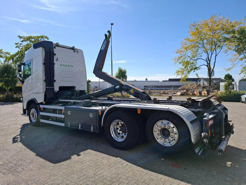 Volvo FH4-500 / VEB+ / HOOK 22 TON / LIFT+LENKACHSE / TUV:02-02-2026 / FULL-AIR / LWDS / NAVI / ALCOA / AUTOMATIC / EURO-6 / 2017 - شاحنة برافعة خطافية: صورة 5 Volvo FH4-500 / VEB+ / HOOK 22 TON / LIFT+LENKACHSE / TUV:02-02-2026 / FULL-AIR / LWDS / NAVI / ALCOA / AUTOMATIC / EURO-6 / 2017 - شاحنة برافعة خطافية: صورة 5