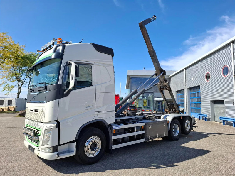 Volvo FH4-500 / VEB+ / HOOK 22 TON / LIFT+LENKACHSE / TUV:02-02-2026 / FULL-AIR / LWDS / NAVI / ALCOA / AUTOMATIC / EURO-6 / 2017 - شاحنة برافعة خطافية: صورة 1 Volvo FH4-500 / VEB+ / HOOK 22 TON / LIFT+LENKACHSE / TUV:02-02-2026 / FULL-AIR / LWDS / NAVI / ALCOA / AUTOMATIC / EURO-6 / 2017 - شاحنة برافعة خطافية: صورة 1