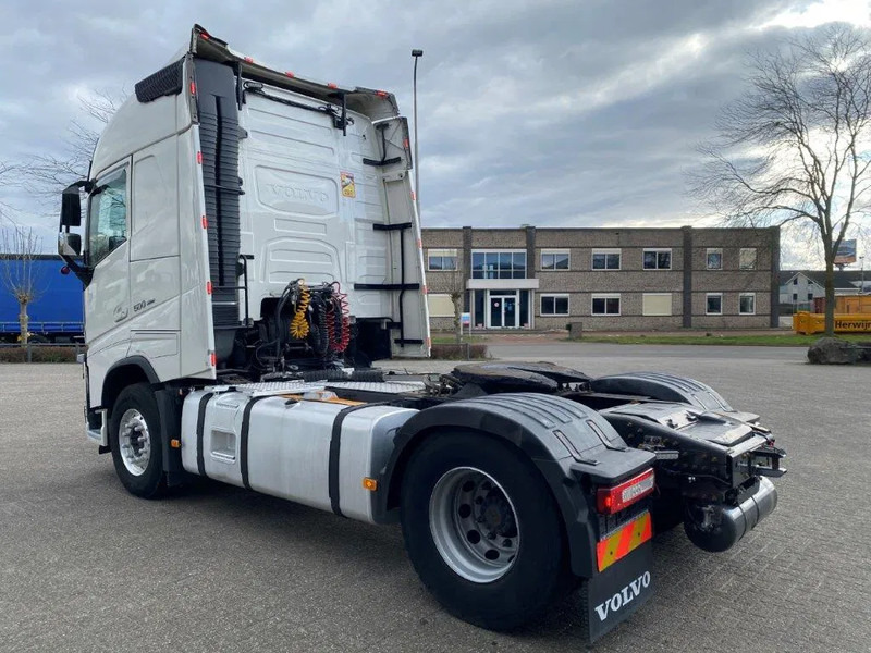 Volvo FH4-500 / VEB+ / HYDRAULICS / LWDS / I-PARCOOL / FRIDGE / AUTOMATIC / EURO-6 / 2018 - رأس تريلا: صورة 3 Volvo FH4-500 / VEB+ / HYDRAULICS / LWDS / I-PARCOOL / FRIDGE / AUTOMATIC / EURO-6 / 2018 - رأس تريلا: صورة 3
