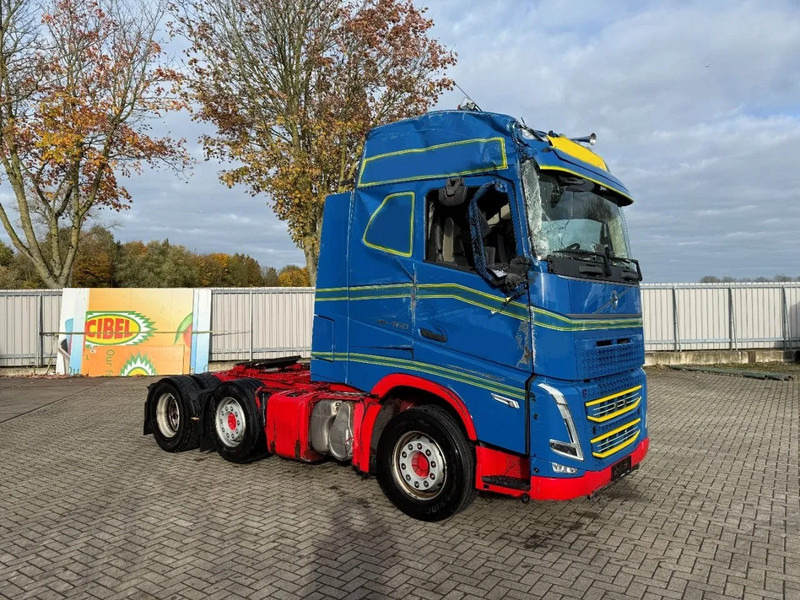 Volvo FH5-460 / ENGINE RUNING / HYDRAULICS / I-SAVE / VEB+ / ONLY:446560 KM / DOUBLE TANK / LWDS / EURO-6 / 2021 - رأس تريلا: صورة 2 Volvo FH5-460 / ENGINE RUNING / HYDRAULICS / I-SAVE / VEB+ / ONLY:446560 KM / DOUBLE TANK / LWDS / EURO-6 / 2021 - رأس تريلا: صورة 2
