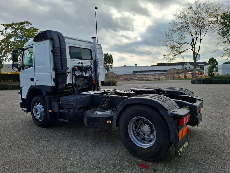 Volvo FM11-410 / RETARDER / AIRCO / AUTOMATIC / EURO-5 / 2011 - رأس تريلا: صورة 3 Volvo FM11-410 / RETARDER / AIRCO / AUTOMATIC / EURO-5 / 2011 - رأس تريلا: صورة 3