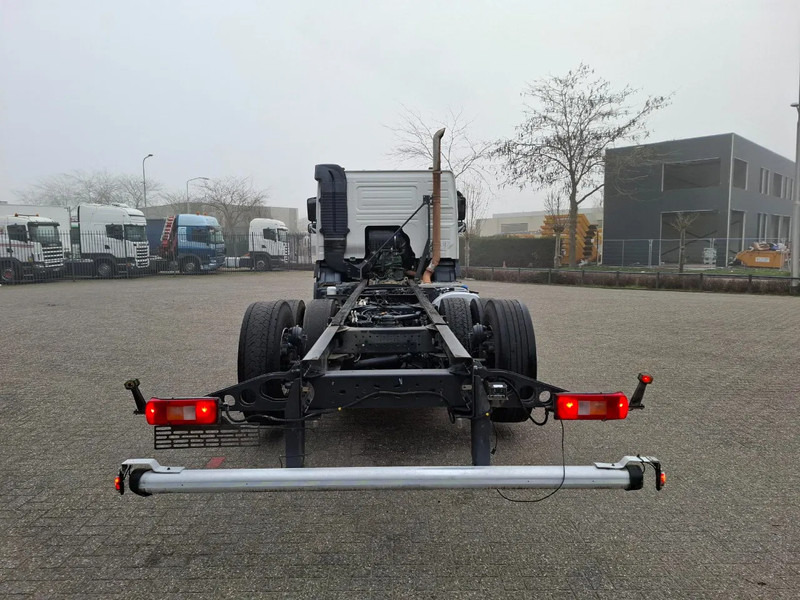 Volvo FM4-420 / VEB+ / LWDS / LIFT+LENKACHSE / ONLY:336223 KM / INLINER / AUTOMATIC / EURO-6 / 2018 - شاحنة بهيكل معدني للمقصورة: صورة 4 Volvo FM4-420 / VEB+ / LWDS / LIFT+LENKACHSE / ONLY:336223 KM / INLINER / AUTOMATIC / EURO-6 / 2018 - شاحنة بهيكل معدني للمقصورة: صورة 4