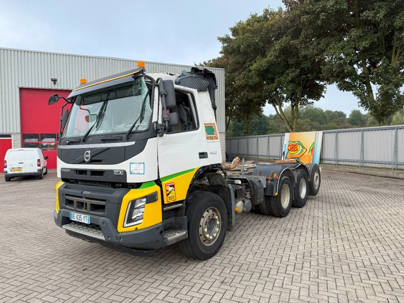 Volvo FMX 450 / ENGINE RUNNING / 8X4 / VEB / ONLY:260642 KM / PTO / LIFT+LENKACHSE / ALCOA / AUTOMATIC / EURO-6 / 2014 - شاحنة بهيكل معدني للمقصورة: صورة 1 Volvo FMX 450 / ENGINE RUNNING / 8X4 / VEB / ONLY:260642 KM / PTO / LIFT+LENKACHSE / ALCOA / AUTOMATIC / EURO-6 / 2014 - شاحنة بهيكل معدني للمقصورة: صورة 1