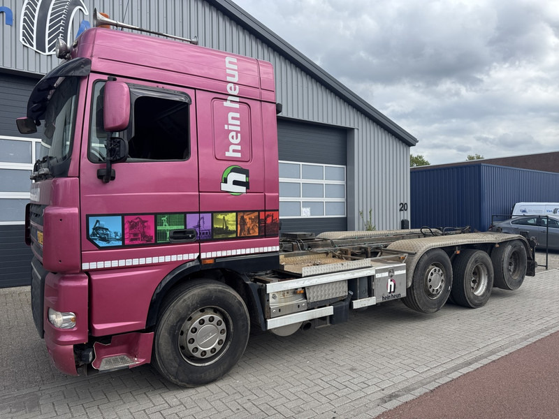 DAF XF-510 8x2 Chassis, Manual - شاحنة بهيكل معدني للمقصورة: صورة 1 DAF XF-510 8x2 Chassis, Manual - شاحنة بهيكل معدني للمقصورة: صورة 1