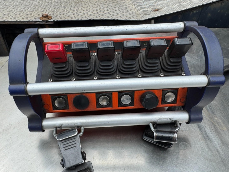 تأجير MAN TGA 18.310, Crane Pesci SE155N/4, Manual Kran, Grua, Grue, Kraan MAN TGA 18.310, Crane Pesci SE155N/4, Manual Kran, Grua, Grue, Kraan: صورة 15 تأجير MAN TGA 18.310, Crane Pesci SE155N/4, Manual Kran, Grua, Grue, Kraan MAN TGA 18.310, Crane Pesci SE155N/4, Manual Kran, Grua, Grue, Kraan: صورة 15