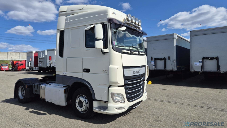 DAF XF 460 FT SC EURO 6 + HYDRAULIKA - motor po GO - مقطورة السحب: صورة 1 DAF XF 460 FT SC EURO 6 + HYDRAULIKA - motor po GO - مقطورة السحب: صورة 1