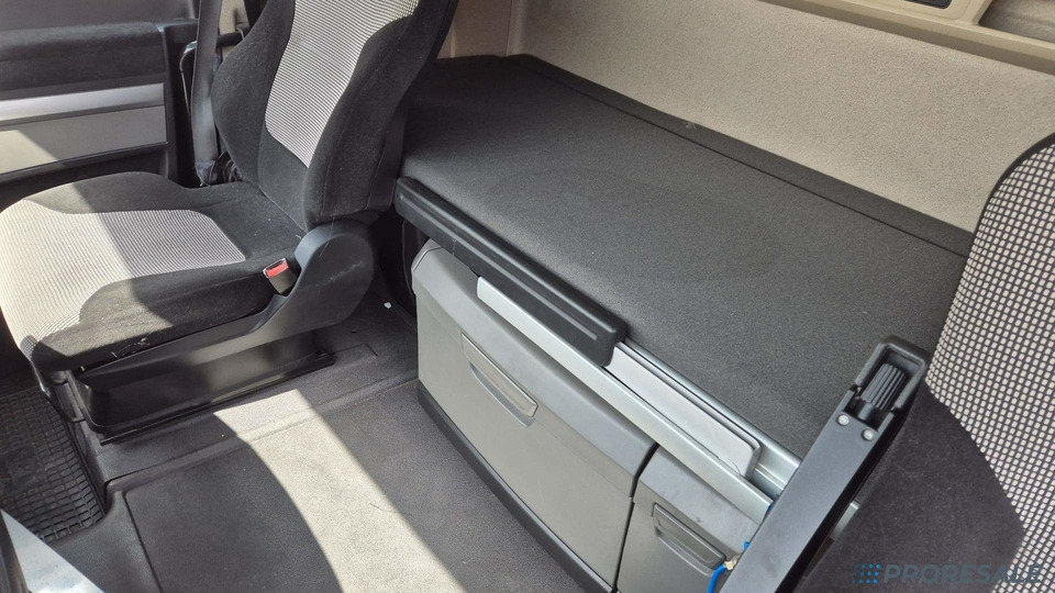 MAN TGX 18.500 XXL LOW DECK EURO 6 - رأس تريلا: صورة 5 MAN TGX 18.500 XXL LOW DECK EURO 6 - رأس تريلا: صورة 5