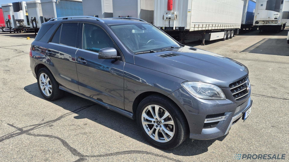 MERCEDES-BENZ ML 350 BLUETEC 4MATIC - سيارة: صورة 1 MERCEDES-BENZ ML 350 BLUETEC 4MATIC - سيارة: صورة 1
