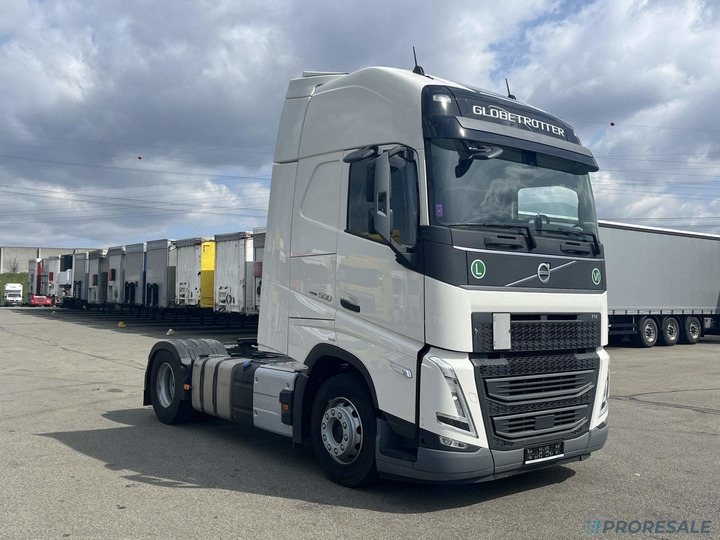 VOLVO FH 500 XL GLOBE EURO 6 - مقطورة السحب: صورة 1 VOLVO FH 500 XL GLOBE EURO 6 - مقطورة السحب: صورة 1