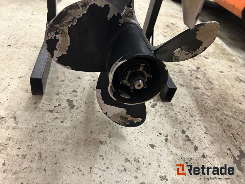 2000 Båt motor Honda Four Stroke 90 hk - آلات أخرى: صورة 5 2000 Båt motor Honda Four Stroke 90 hk - آلات أخرى: صورة 5